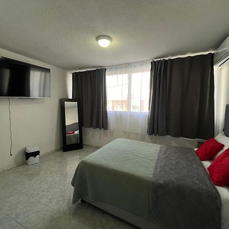 6 Venator House Boutique Aparthotel Leon Ngoại thất bức ảnh