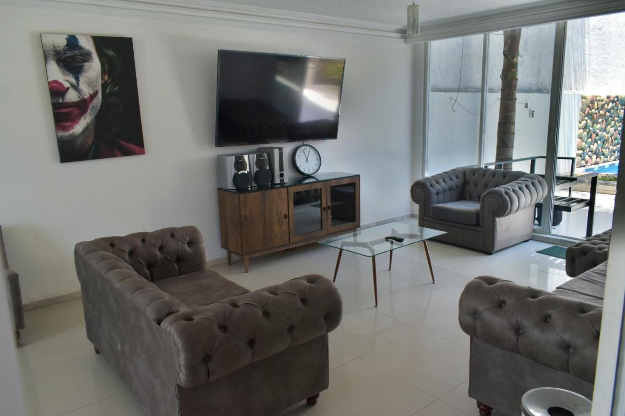 6 Venator House Boutique Aparthotel Leon Ngoại thất bức ảnh